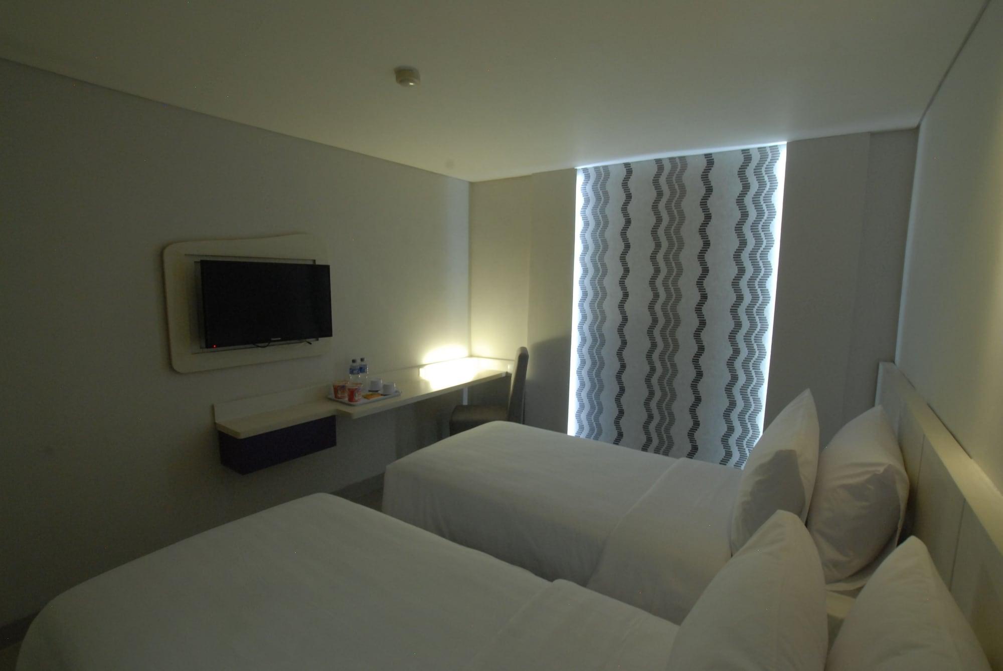 Vio Hotel Veteran Бандунг Екстер'єр фото