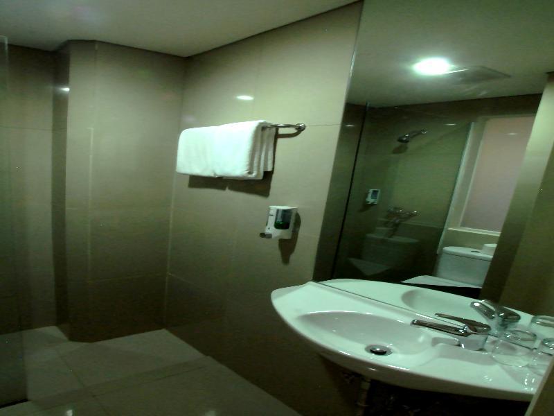 Vio Hotel Veteran Бандунг Екстер'єр фото